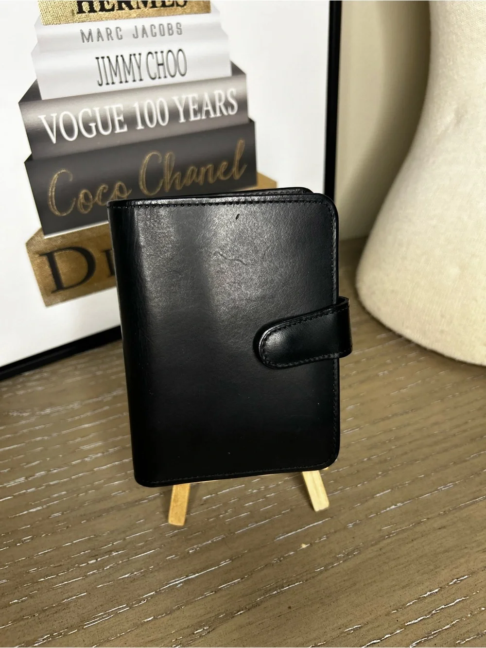 COACH Classic Black Water Buffalo calfskin leather bifold Compact Clutch 4882